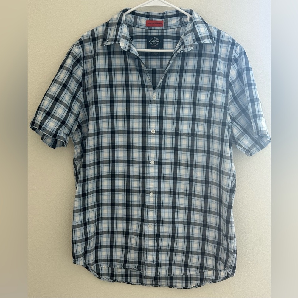 Men’s “ST.JOHNS BAY” Blue/Black Short Sleeved Plaid Button Down Shirt - SIZE:M